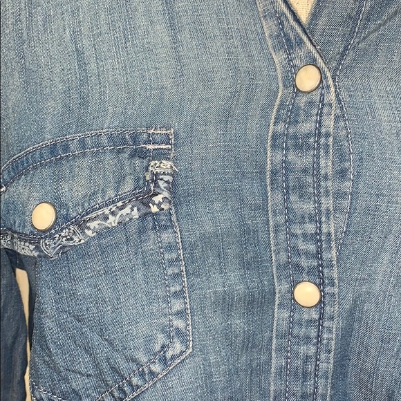 American Eagle Vintage Boyfriend button down shirt - Picture 3 of 4